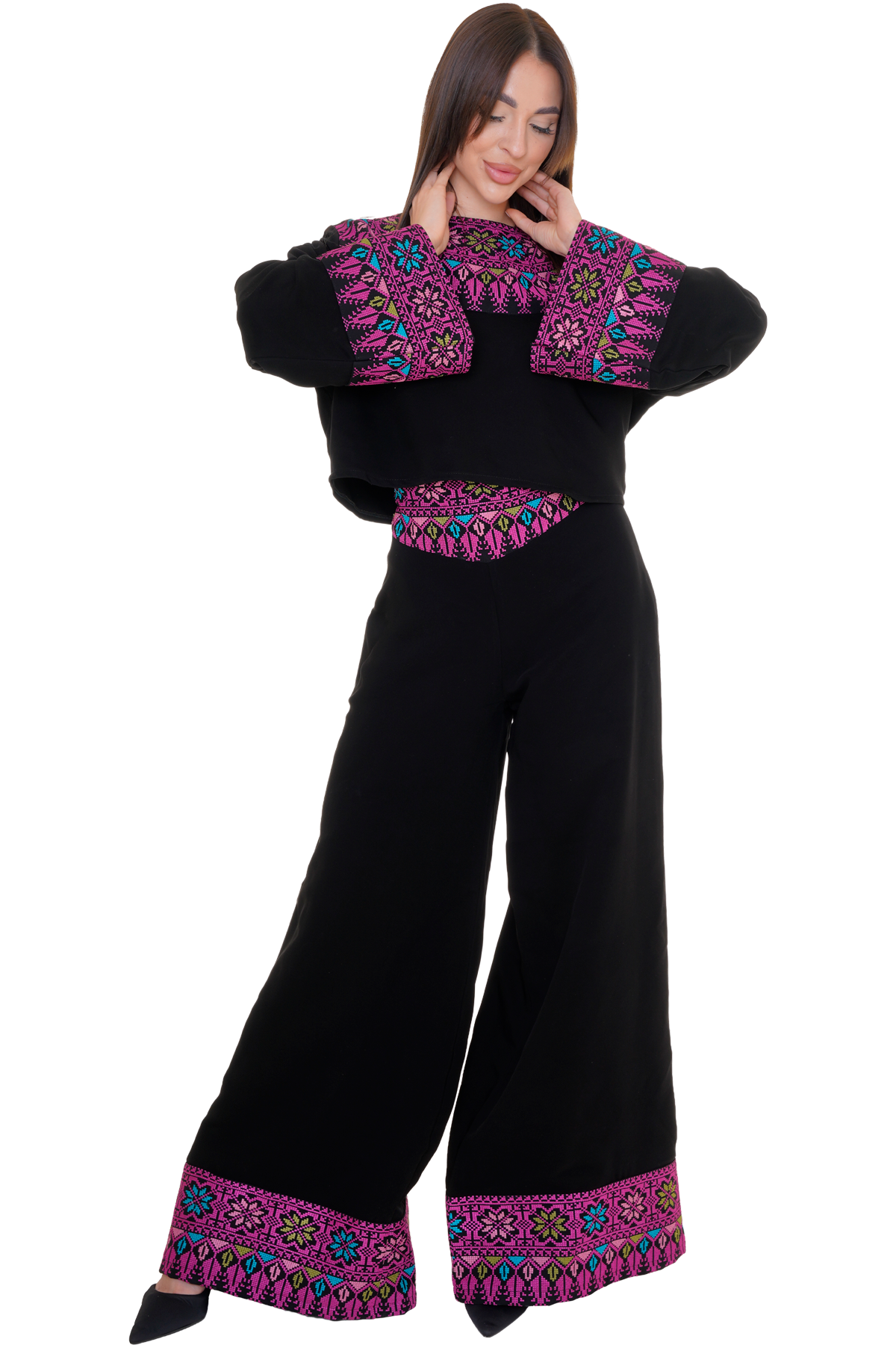 Embroidered set