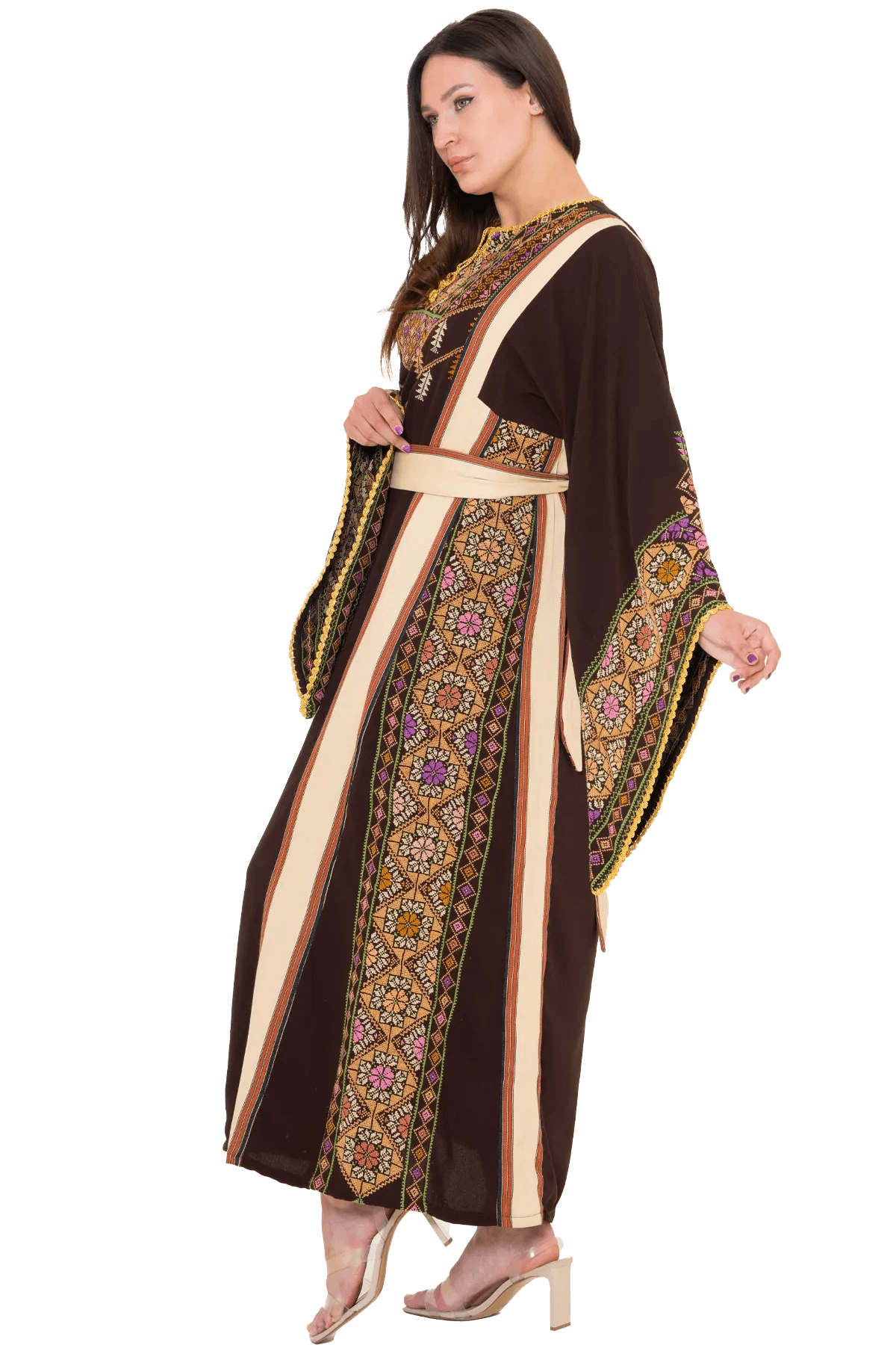 Hand-stitched brown Thoub with Saya