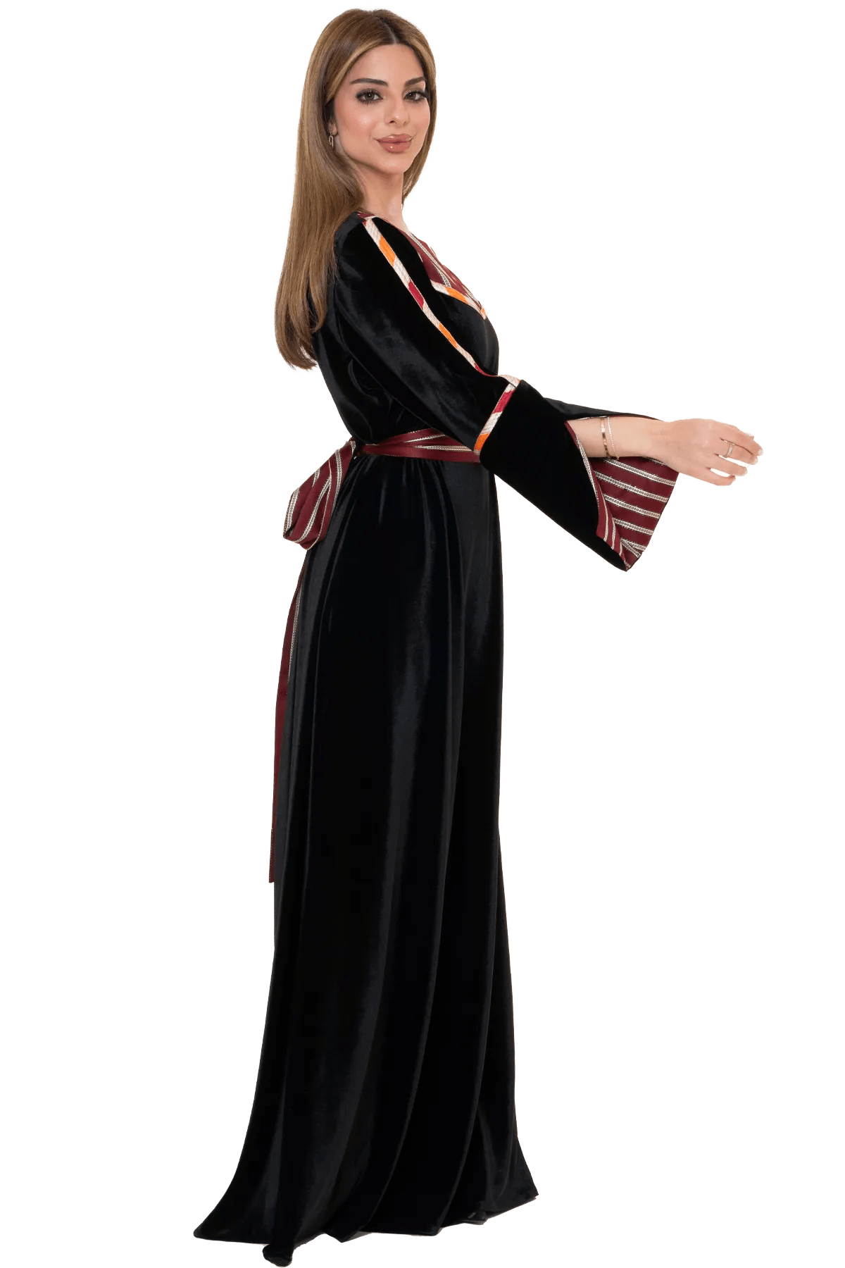 Velvet Manajel with Saya