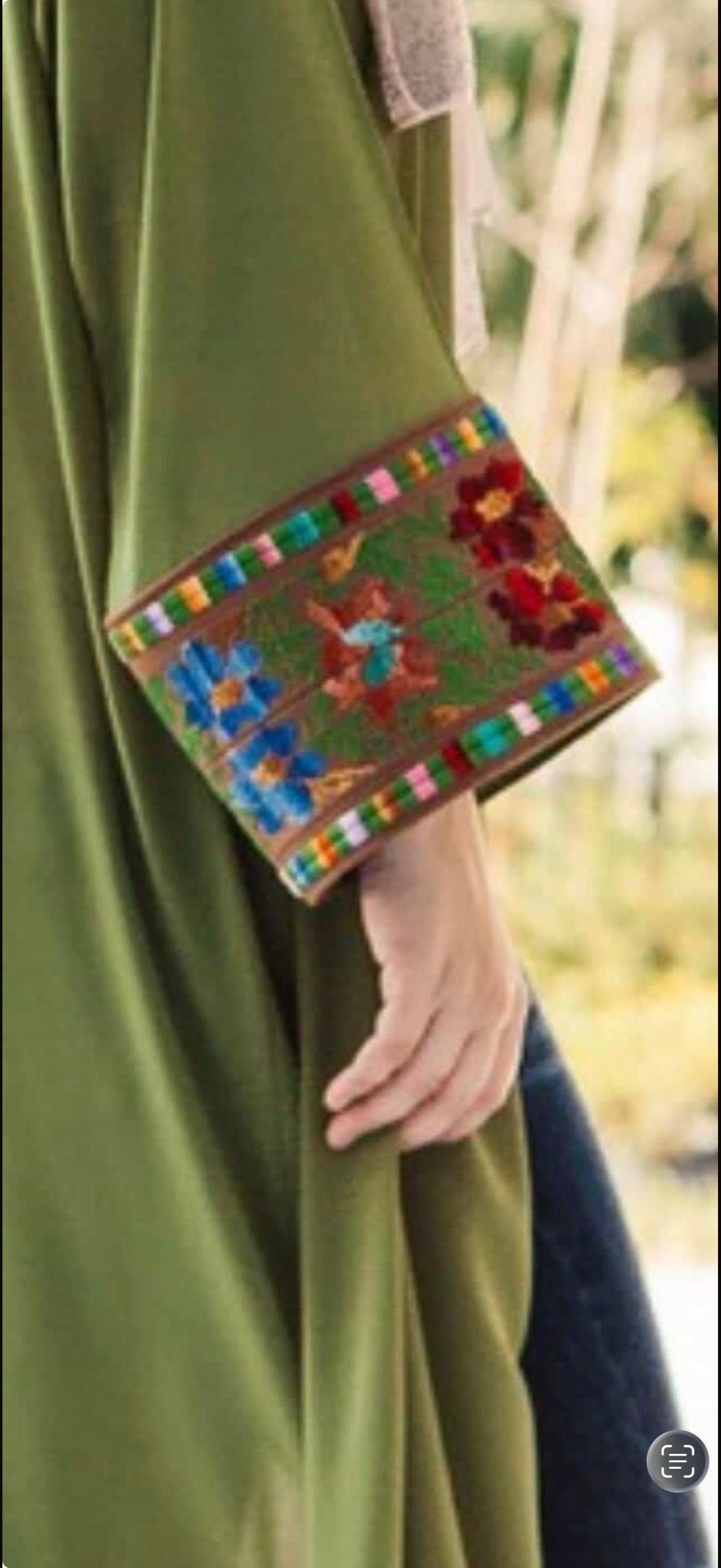 Minar's custom order