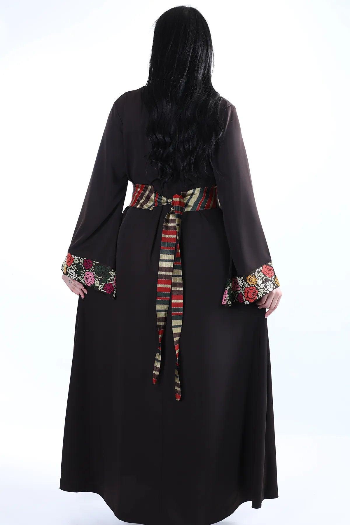 Roses Hand-Stitched Thoub - Tatreez Store