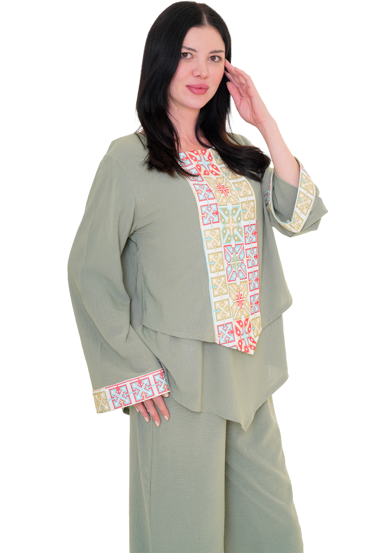 Embroidered Linen set