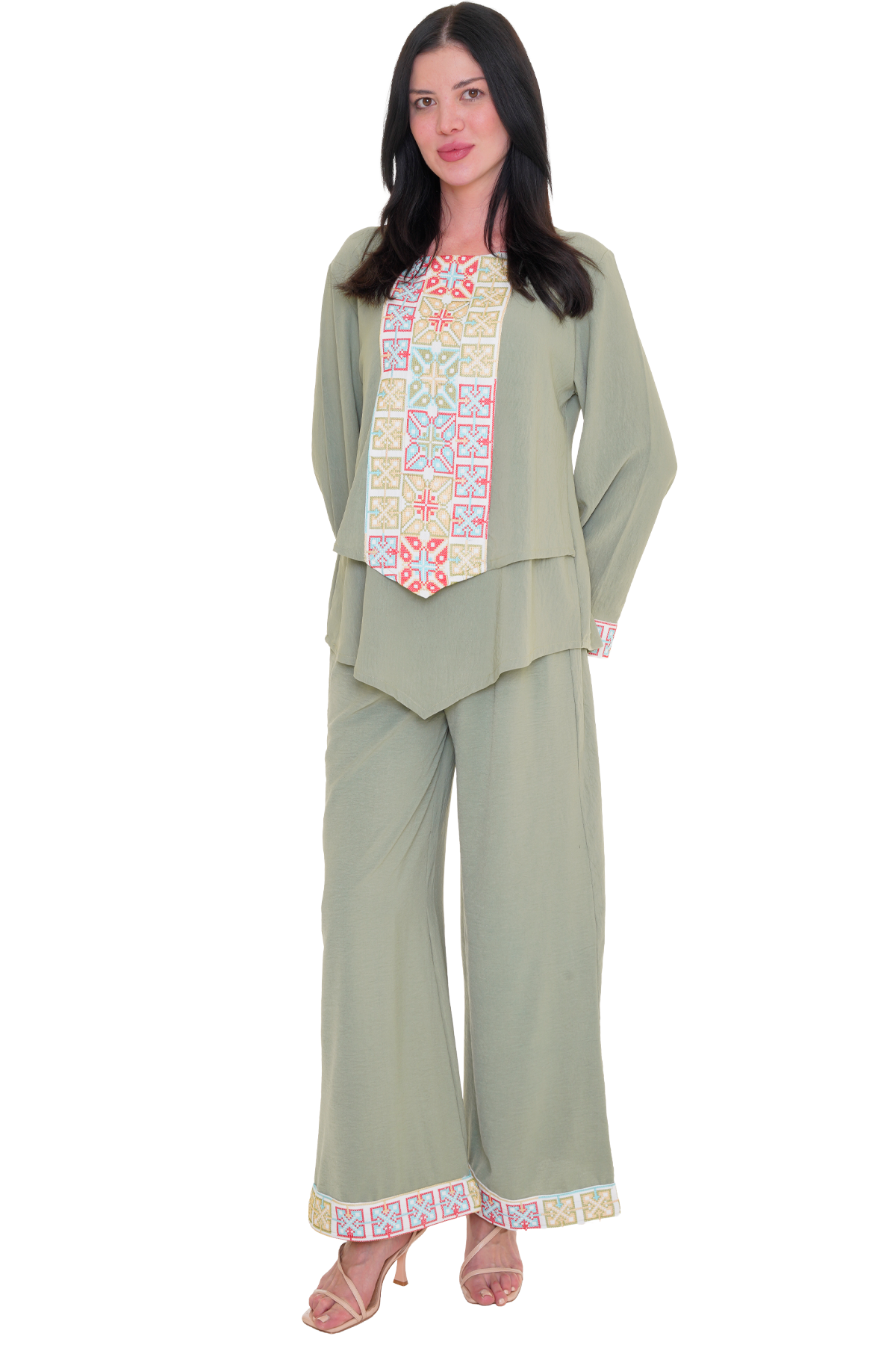 Embroidered Linen set