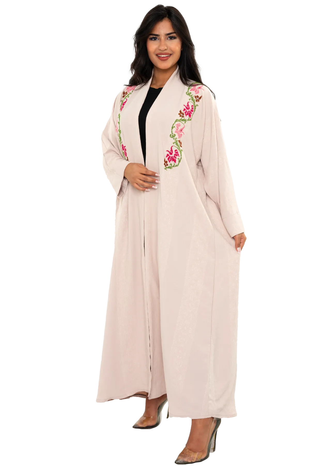 Hand-embroidered off-white bisht