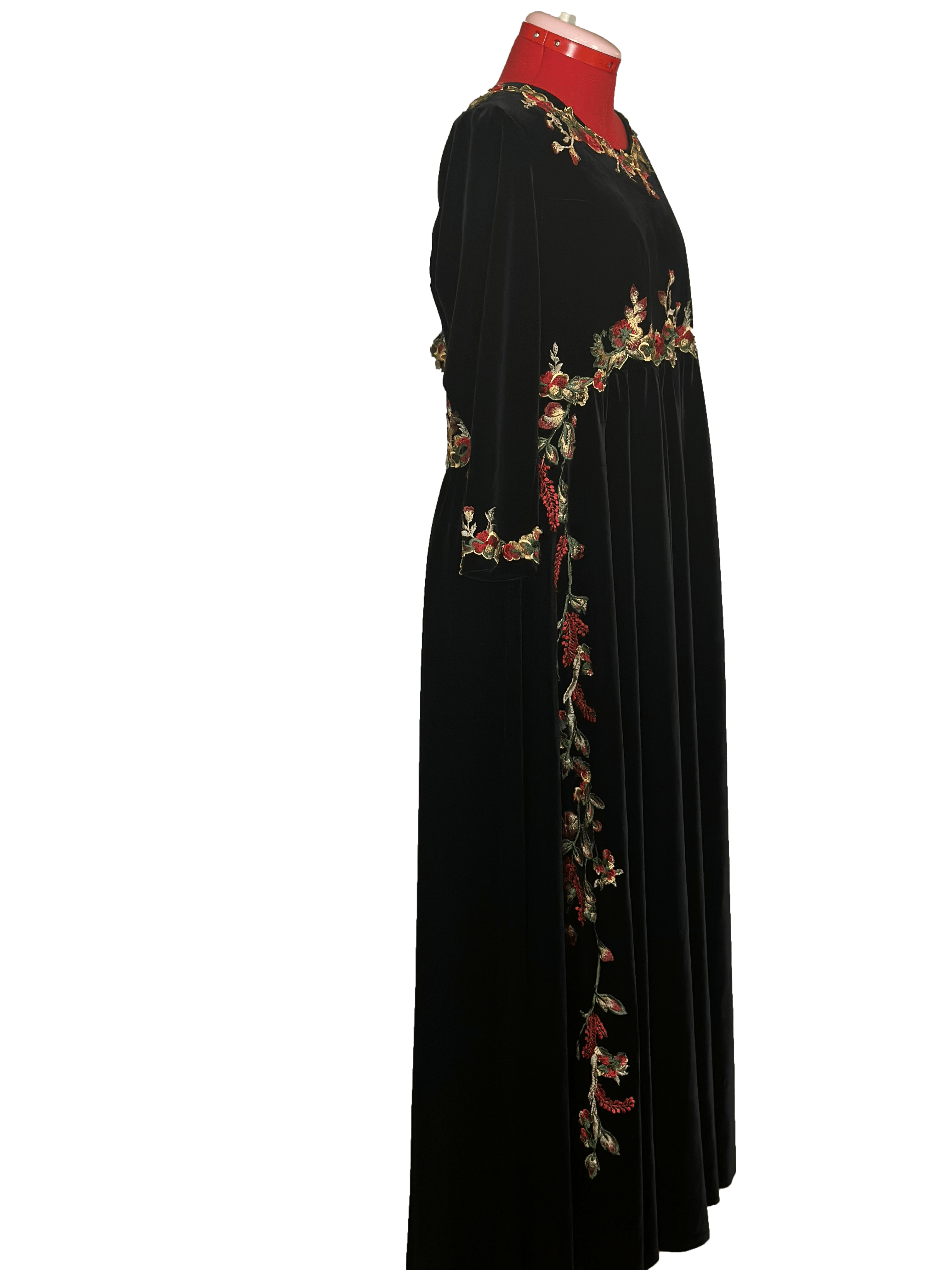 Velvet fire rose Dress - TATREEZ STORE